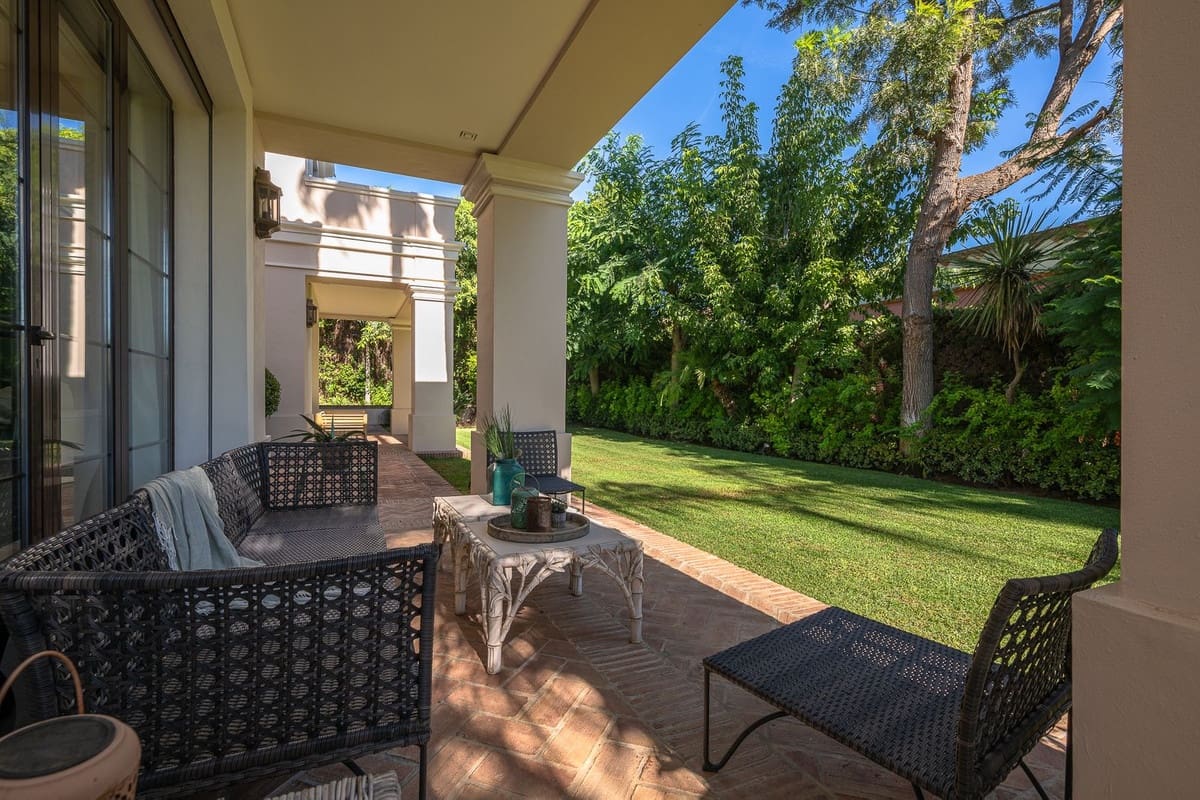 8 chambre Villa/Maison à vendre à Guadalmina avec garage - 7 500 000 € (Ref: 9144524)