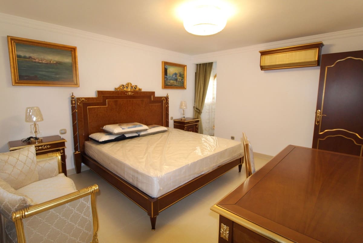 8 sypialnia Willa na sprzedaż w Guadalmina z garażem - 6 000 000 € (Ref: 9144525)