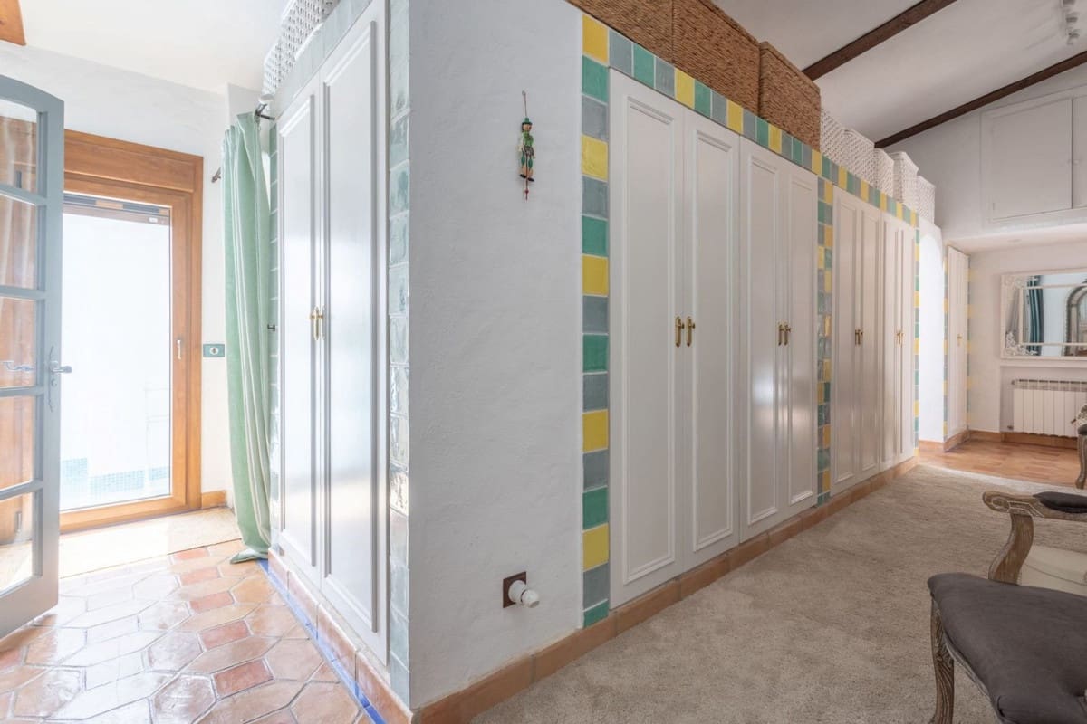 4 sypialnia Willa na sprzedaż w Guadalmina z garażem - 4 199 999 € (Ref: 9144526)