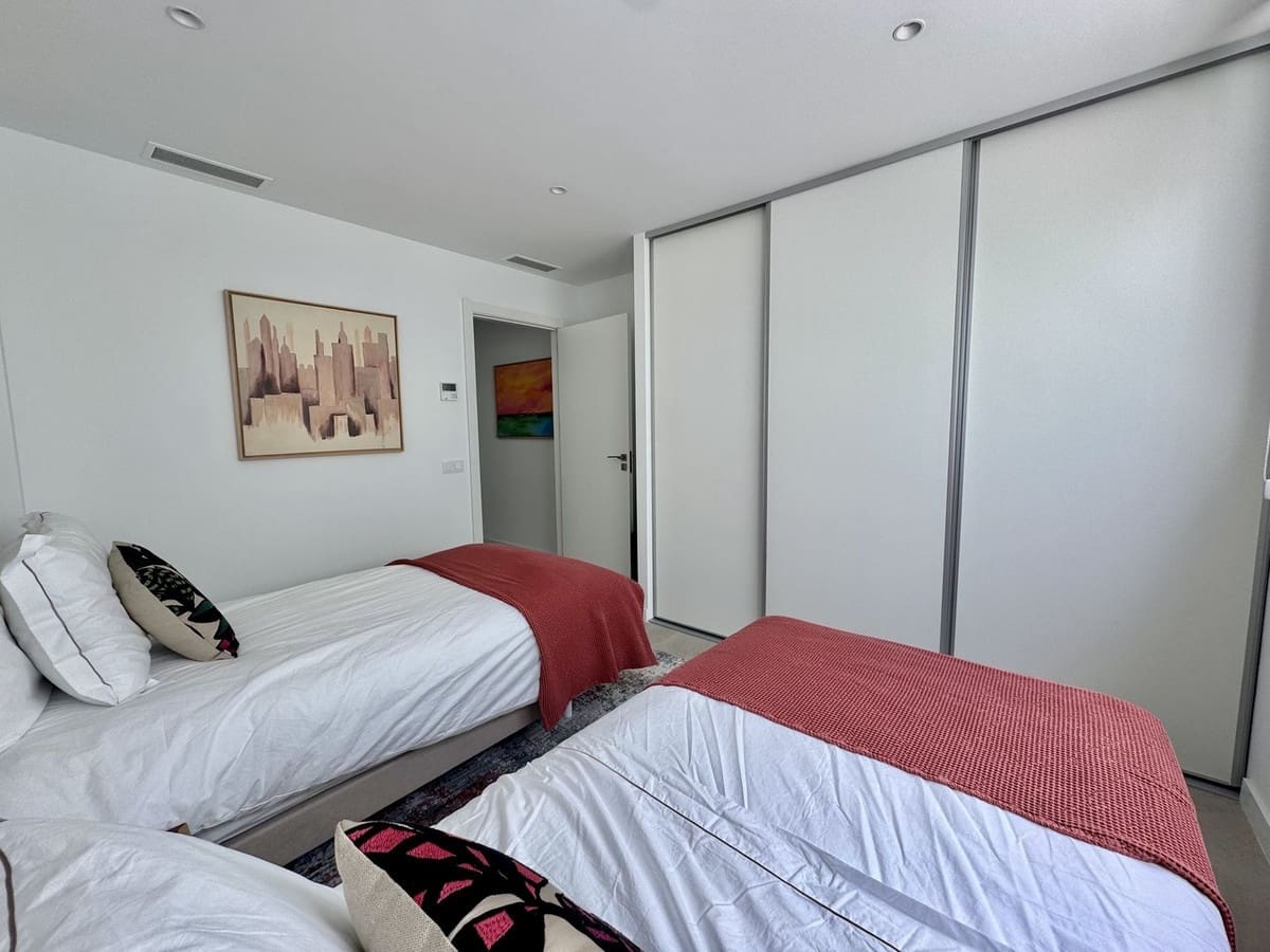 Chalet de 6 habitaciones en Cancelada en venta - 2.980.000 € (Ref: 9144527)