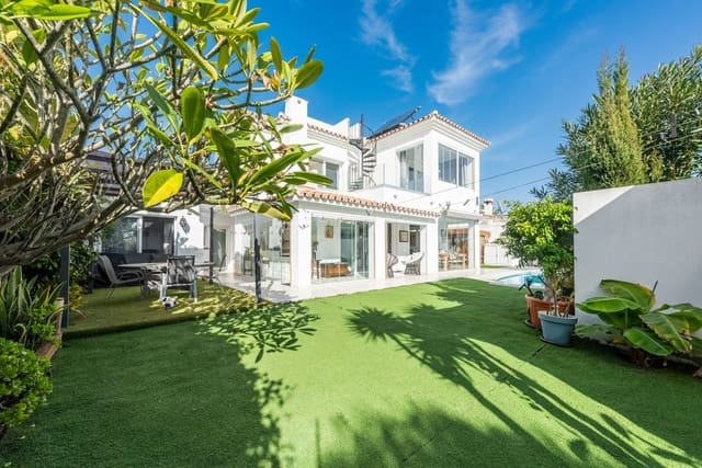 3 soveværelse Villa til salg i Costalita, Estepona med garage - € 1.649.000 (Ref: 9144530)
