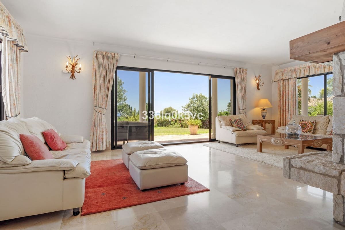 4 camera da letto Villa in vendita in Las Chapas con garage - 1.750.000 € (Rif: 9144664)