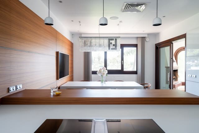 7 soverom Villa til salgs i Hacienda Las Chapas, Marbella - € 5 900 000 (Ref: 9144666)