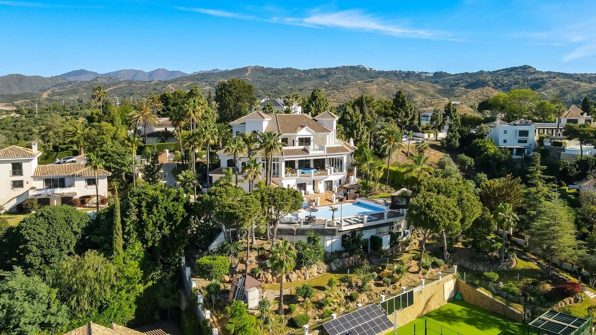 7 soverom Villa til salgs i Marbella - € 5 900 000 (Ref: 9144666)