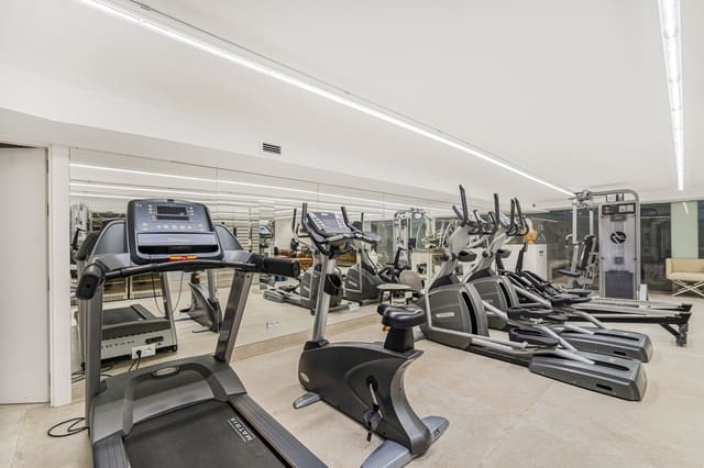 6 sypialnia Willa na sprzedaż w Hacienda Las Chapas, Marbella - 5 400 000 € (Ref: 9144668)