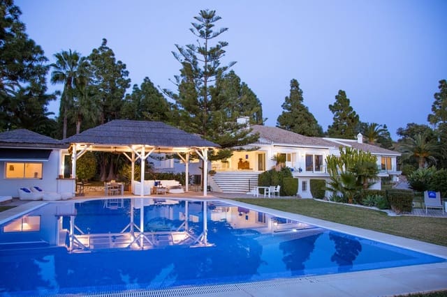 7 Zimmer Villa zu verkaufen in Hacienda Las Chapas, Marbella mit Garage - 4.195.000 € (Ref: 9144669)