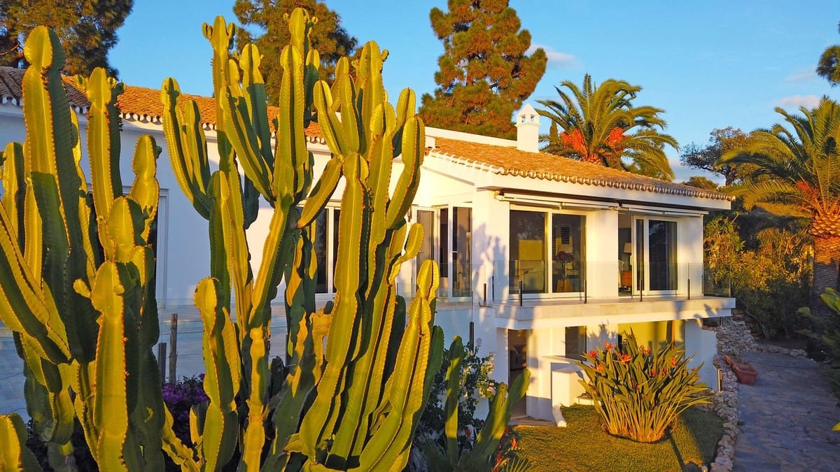 7 soverom Villa til salgs i Marbella med garasje - € 3 990 000 (Ref: 9144669)