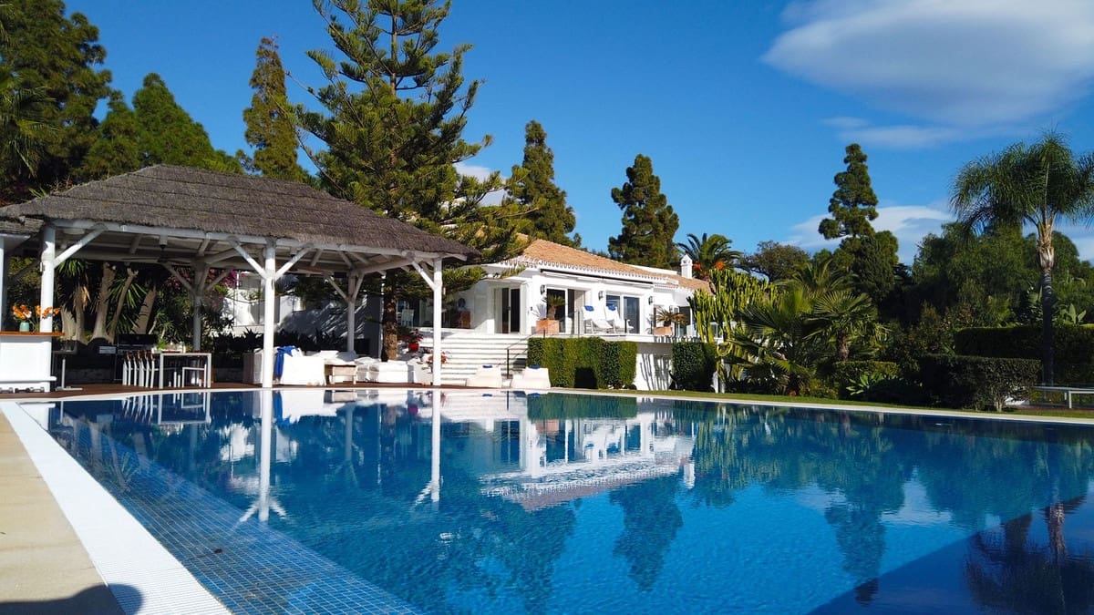 7 soverom Villa til salgs i Marbella med garasje - € 3 990 000 (Ref: 9144669)