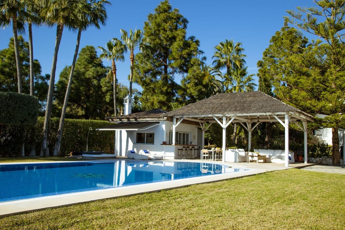 7 soverom Villa til salgs i Marbella med garasje - € 3 990 000 (Ref: 9144669)