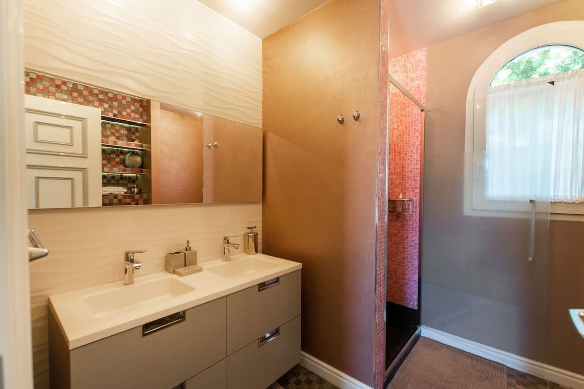 6 sovrum Villa till salu i Marbella med garage - 2 800 000 € (Ref: 9144671)