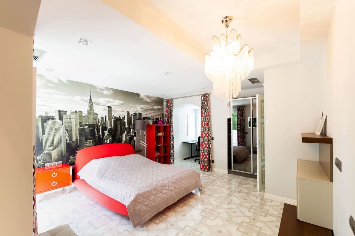 6 sovrum Villa till salu i Marbella med garage - 2 800 000 € (Ref: 9144671)