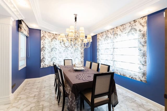 6 soveværelse Villa til salg i Hacienda Las Chapas, Marbella med garage - € 2.800.000 (Ref: 9144671)