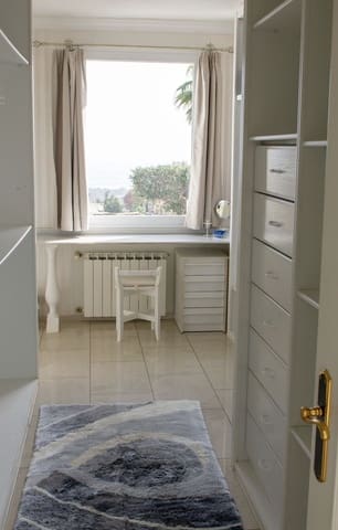 7 quarto Moradia para venda em Hacienda Las Chapas, Marbella com garagem - 2 285 000 € (Ref: 9144672)