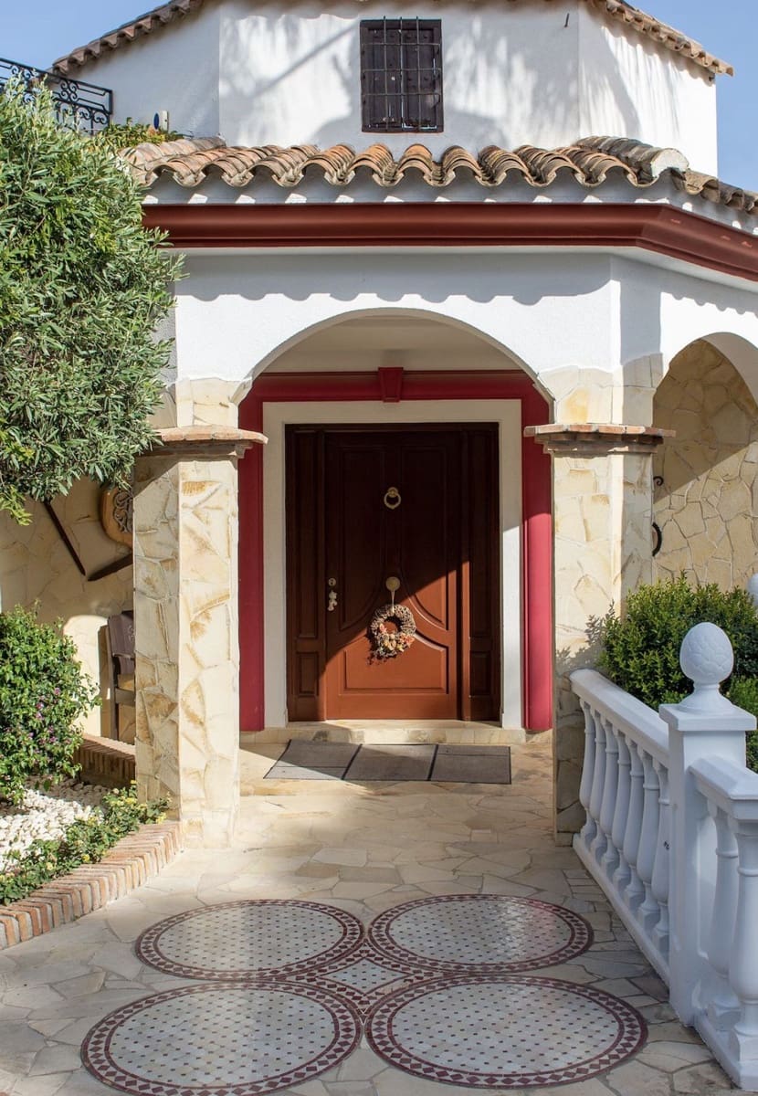 7 sypialnia Willa na sprzedaż w Marbella z garażem - 2 285 000 € (Ref: 9144672)