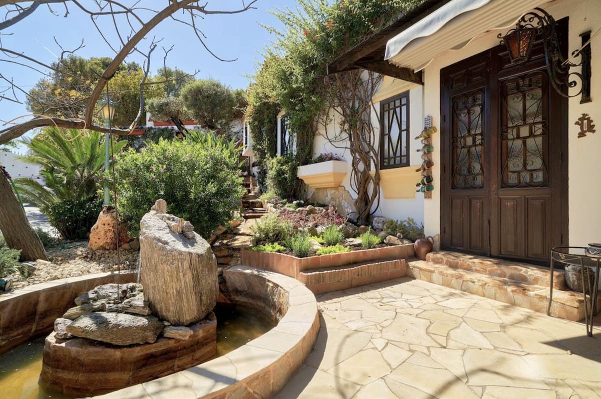 7 sypialnia Willa na sprzedaż w Marbella z garażem - 2 285 000 € (Ref: 9144672)