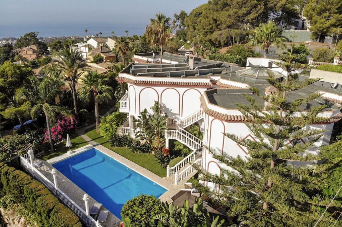 7 sypialnia Willa na sprzedaż w Marbella z garażem - 2 285 000 € (Ref: 9144672)