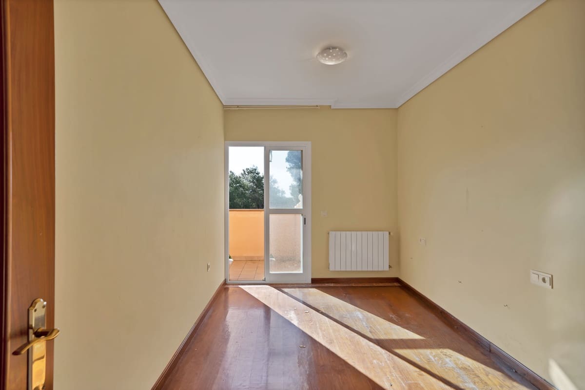 4 bedroom Villa for sale in Marbella - € 1,395,000 (Ref: 9144674)