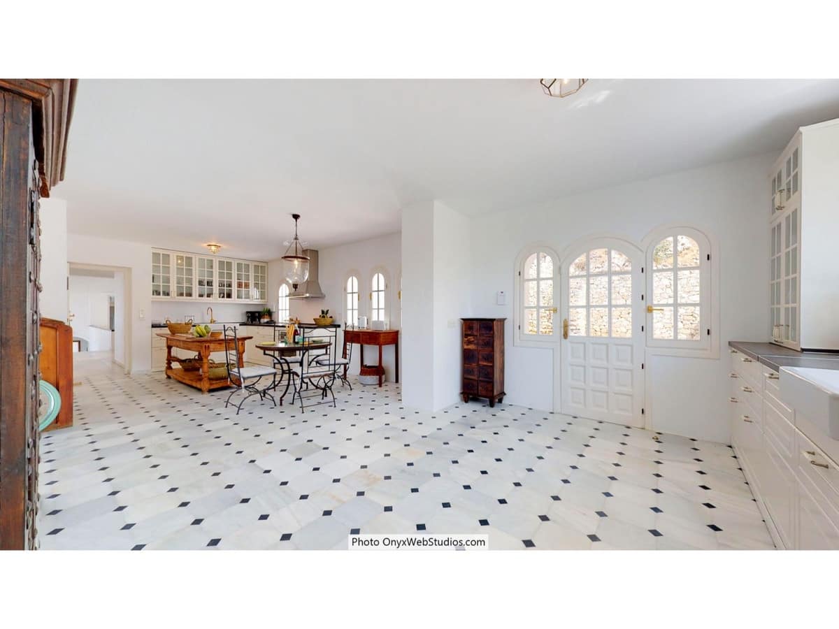 Chalet de 9 habitaciones en Mijas en venta - 4.500.000 € (Ref: 9144996)