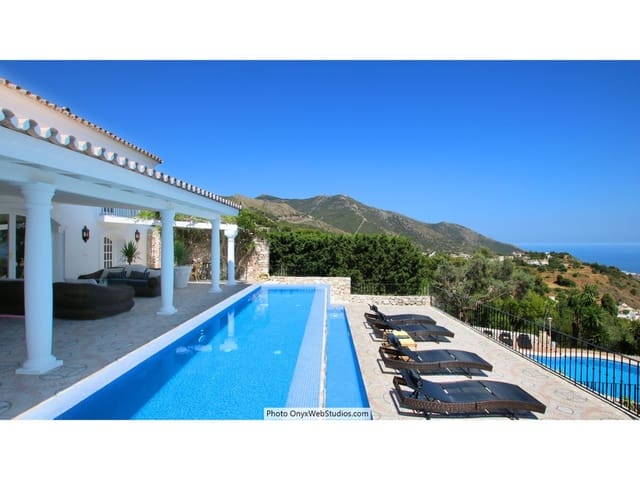 Chalet de 9 habitaciones en Mijas en venta - 4.500.000 € (Ref: 9144996)