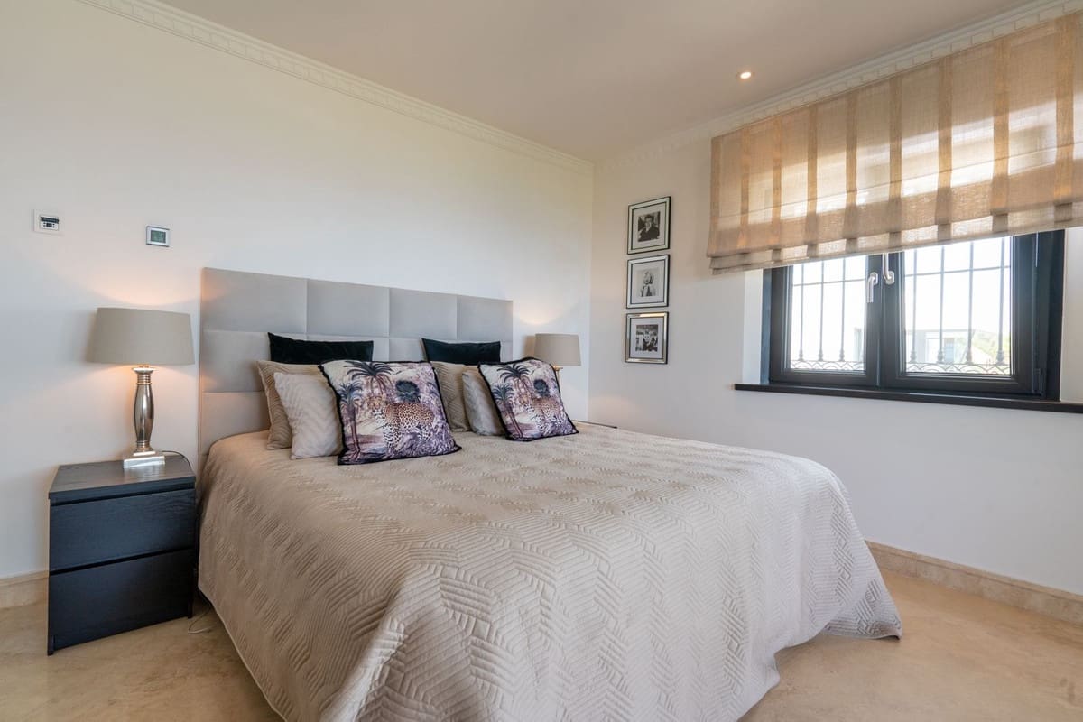 5 sypialnia Willa na sprzedaż w La Cala de Mijas z garażem - 3 650 000 € (Ref: 9144997)