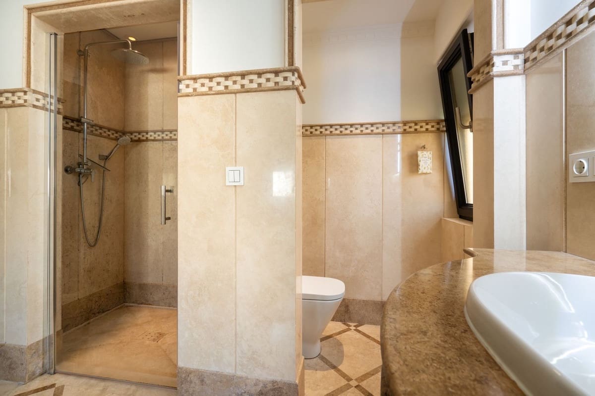 5 sypialnia Willa na sprzedaż w La Cala de Mijas z garażem - 3 650 000 € (Ref: 9144997)