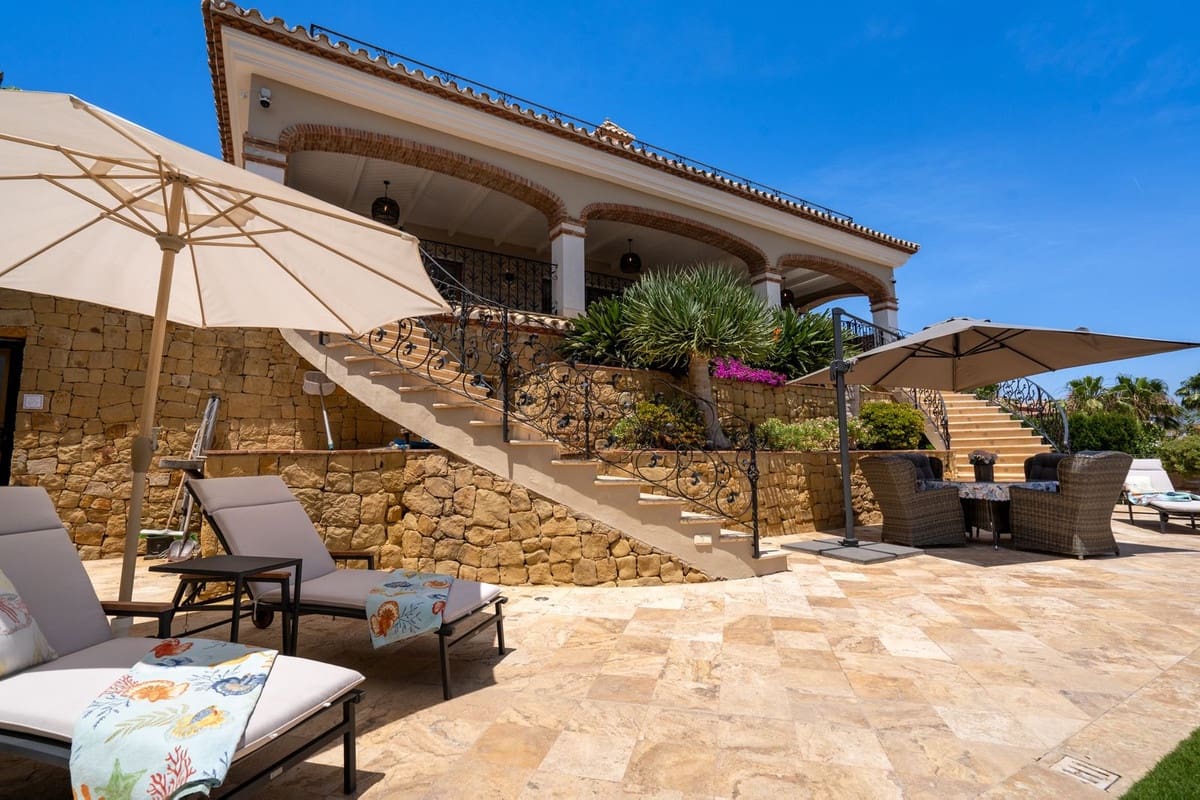 5 sypialnia Willa na sprzedaż w La Cala de Mijas z garażem - 3 650 000 € (Ref: 9144997)