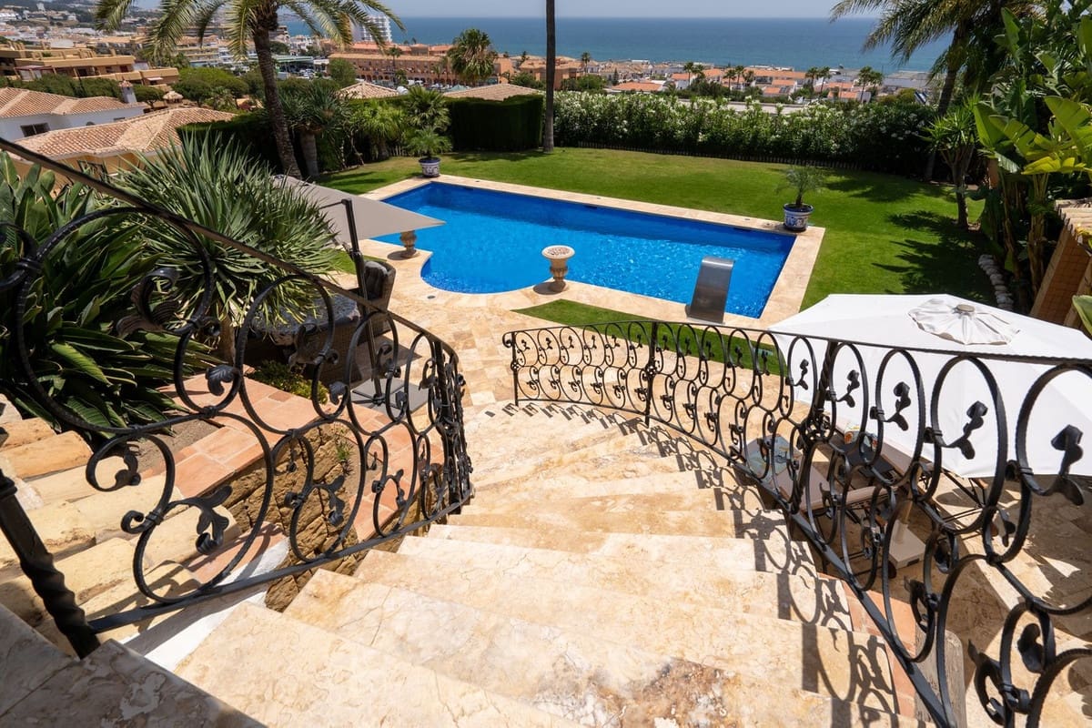 5 sypialnia Willa na sprzedaż w La Cala de Mijas z garażem - 3 650 000 € (Ref: 9144997)