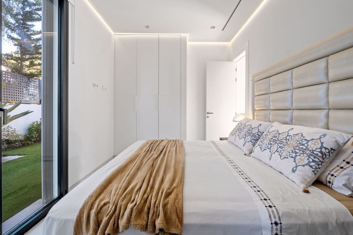 4 sypialnia Willa na sprzedaż w Marbesa z garażem - 3 499 000 € (Ref: 9144998)