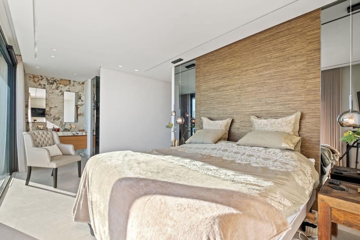 4 sypialnia Willa na sprzedaż w Marbesa z garażem - 3 499 000 € (Ref: 9144998)