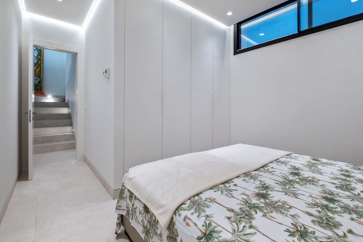 4 sypialnia Willa na sprzedaż w Marbesa z garażem - 3 499 000 € (Ref: 9144998)