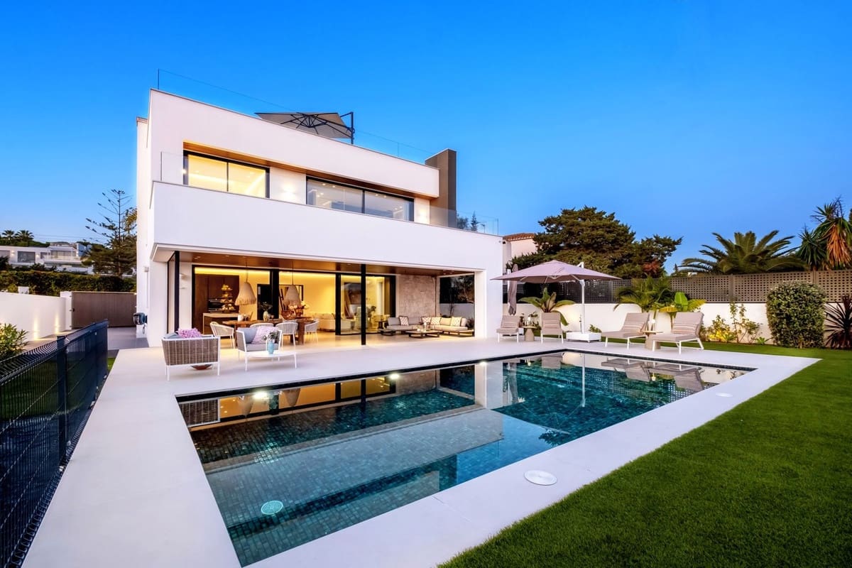 4 sypialnia Willa na sprzedaż w Marbesa z garażem - 3 499 000 € (Ref: 9144998)