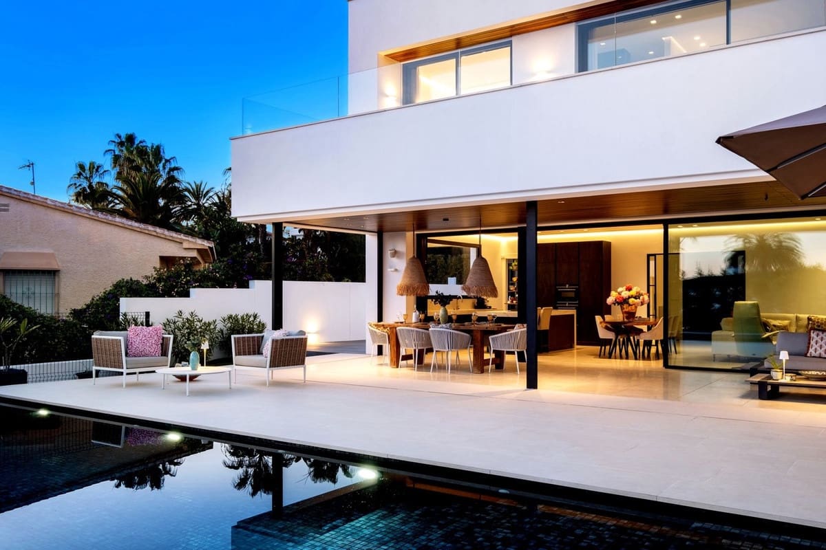 4 sypialnia Willa na sprzedaż w Marbesa z garażem - 3 499 000 € (Ref: 9144998)