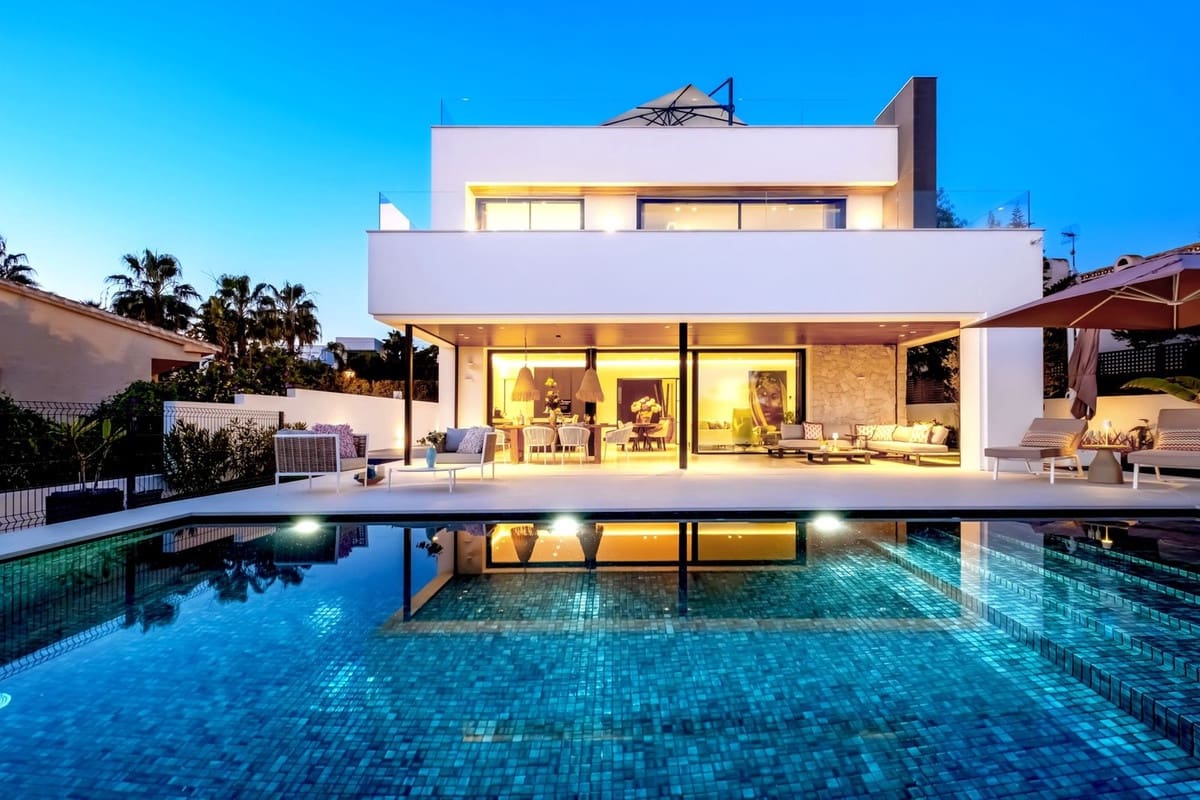 4 sypialnia Willa na sprzedaż w Marbesa z garażem - 3 499 000 € (Ref: 9144998)