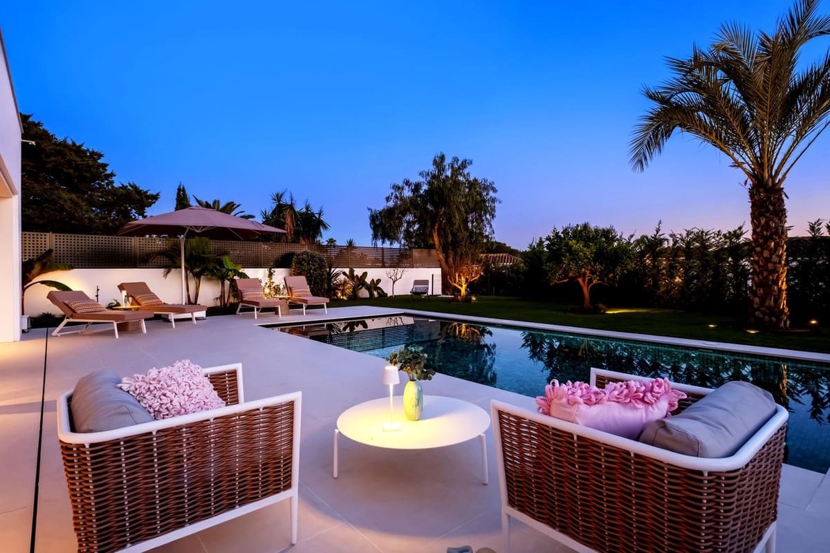 4 sypialnia Willa na sprzedaż w Marbesa z garażem - 3 499 000 € (Ref: 9144998)