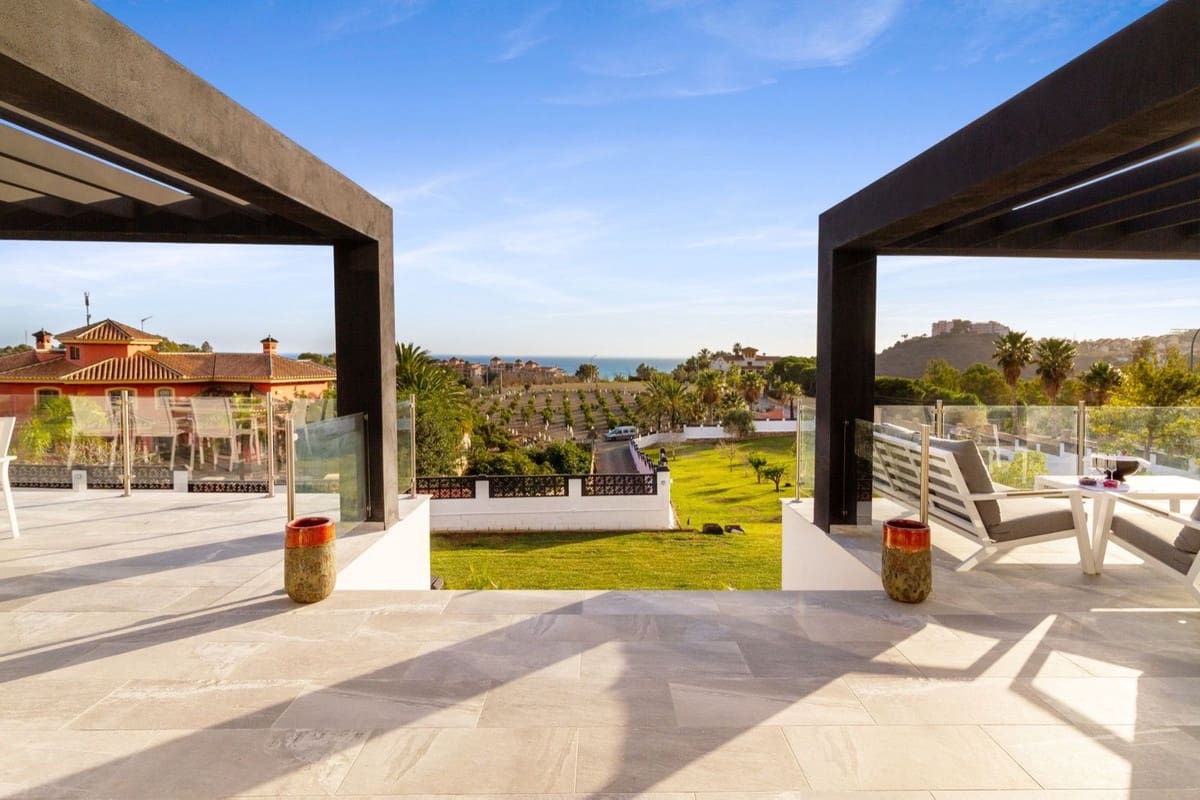 5 sypialnia Willa na sprzedaż w Benalmadena - 2 750 000 € (Ref: 9145001)