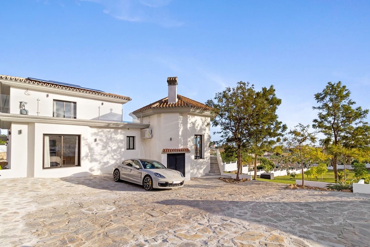 5 sypialnia Willa na sprzedaż w Benalmadena - 2 750 000 € (Ref: 9145001)