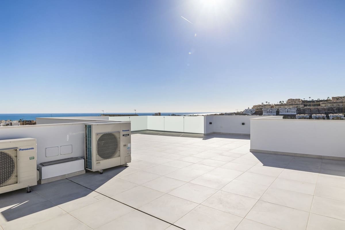 6 makuuhuone Huvila myytävänä paikassa La Cala de Mijas - 2 650 000 € (Ref: 9145002)