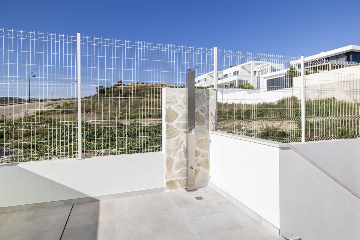 6 makuuhuone Huvila myytävänä paikassa La Cala de Mijas - 2 650 000 € (Ref: 9145002)