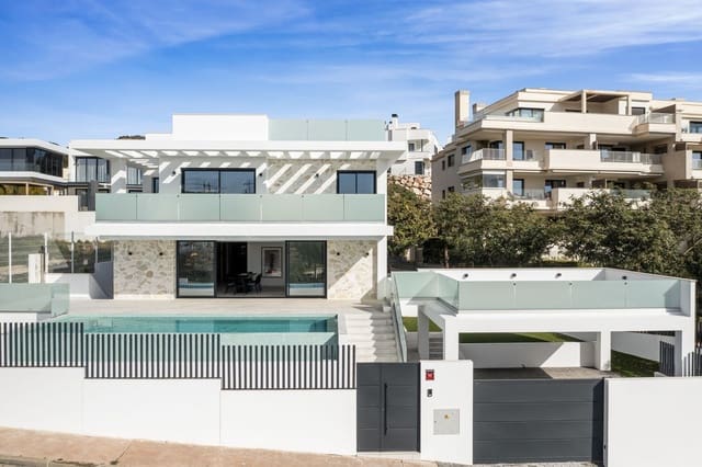 6 soveværelse Villa til salg i La Cala de Mijas, Mijas - € 2.650.000 (Ref: 9145002)