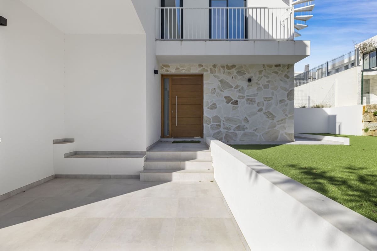 6 soverom Villa til salgs i La Cala de Mijas - € 2 650 000 (Ref: 9145002)