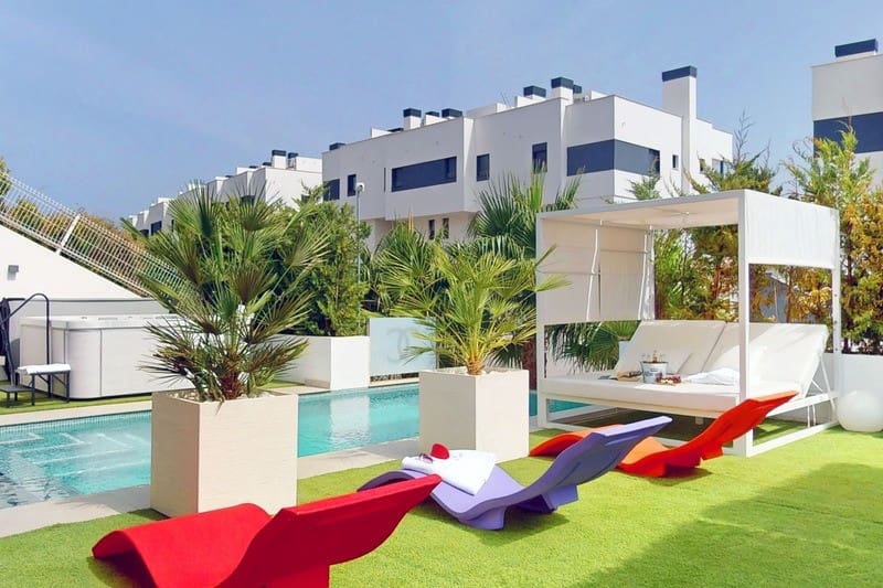 5 makuuhuone Huvila myytävänä paikassa La Cala de Mijas - 2 395 000 € (Ref: 9145003)