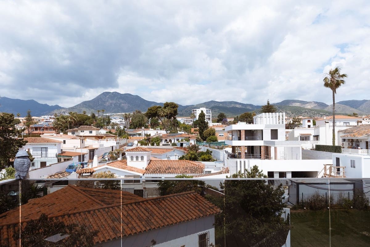 Chalet de 6 habitaciones en Benalmádena en venta con garaje - 1.950.000 € (Ref: 9145004)