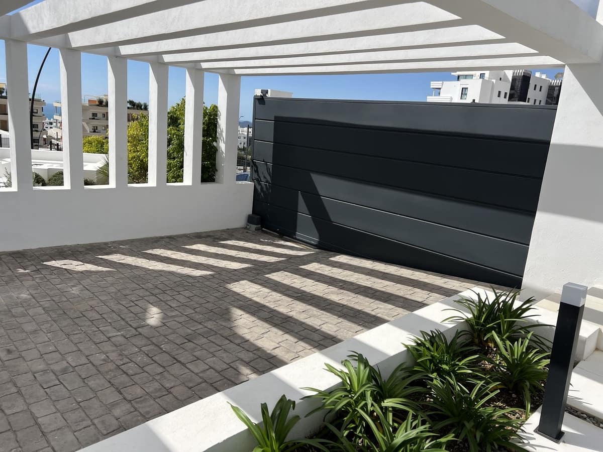 4 soveværelse Villa til salg i Fuengirola - € 1.775.000 (Ref: 9145007)