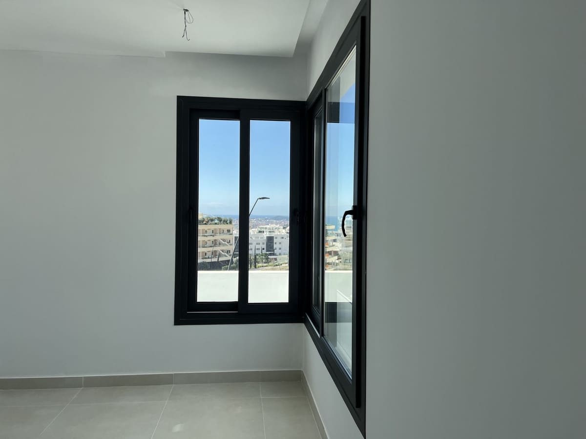 Chalet de 4 habitaciones en Fuengirola en venta - 1.755.000 € (Ref: 9145007)