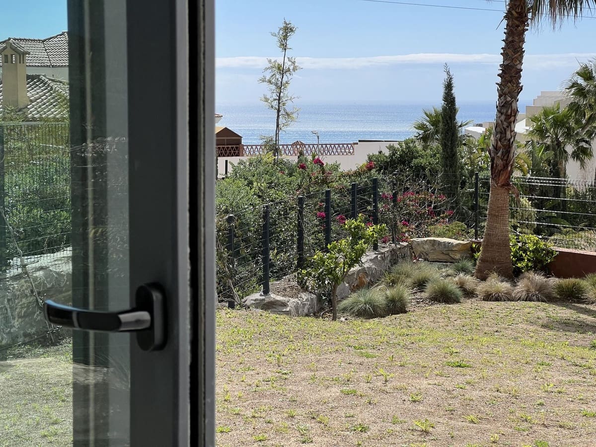 Chalet de 4 habitaciones en Fuengirola en venta - 1.755.000 € (Ref: 9145007)
