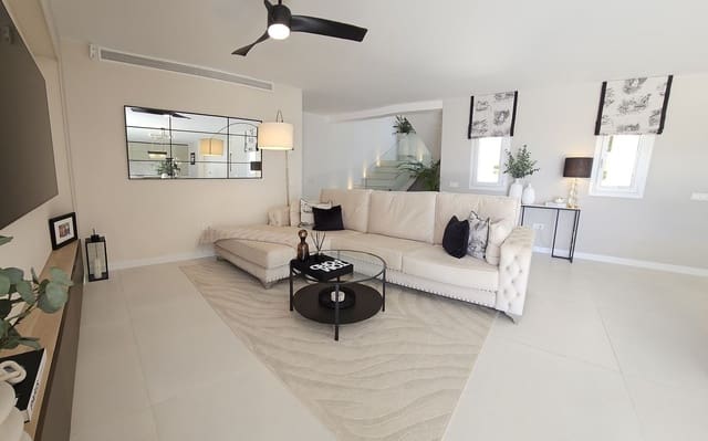 Chalet de 4 habitaciones en La Cala de Mijas, Mijas en venta con garaje - 1.895.000 € (Ref: 9145009)