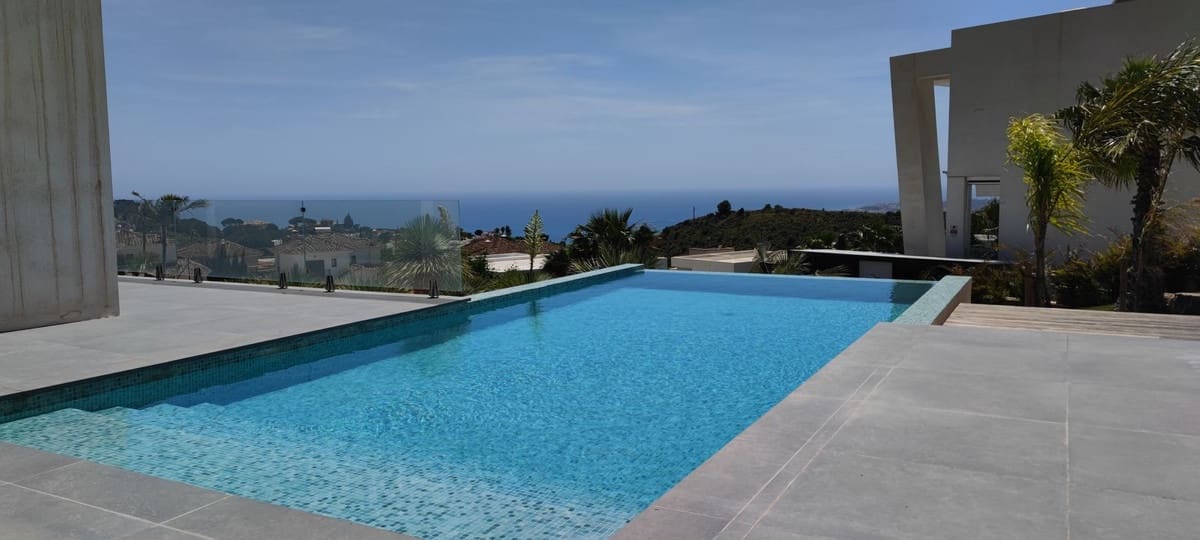 Chalet de 5 habitaciones en Mijas en venta - 1.850.000 € (Ref: 9145010)