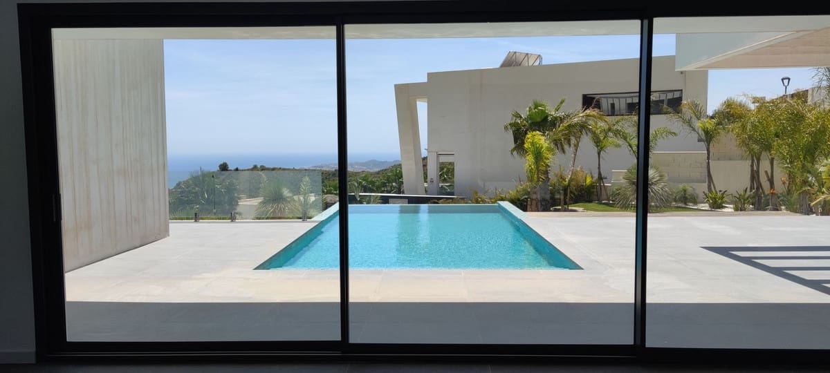 Chalet de 5 habitaciones en Mijas en venta - 1.850.000 € (Ref: 9145010)