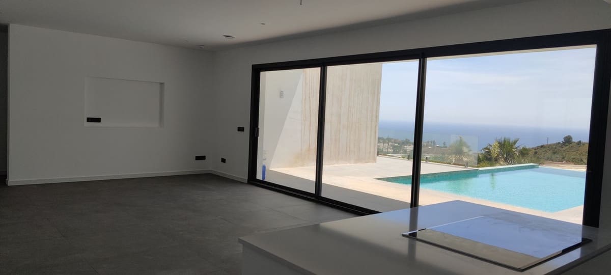 Chalet de 5 habitaciones en Mijas en venta - 1.850.000 € (Ref: 9145010)