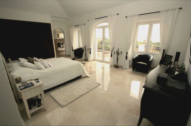 Chalet de 5 habitaciones en Mijas en venta con garaje - 1.850.000 € (Ref: 9145011)